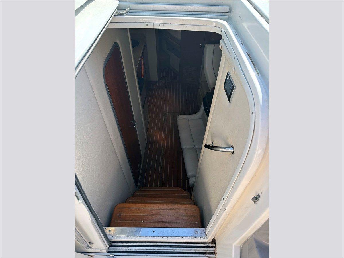 Продажа яхты 41' Rinker 2006 390 Hard Top - RINKER