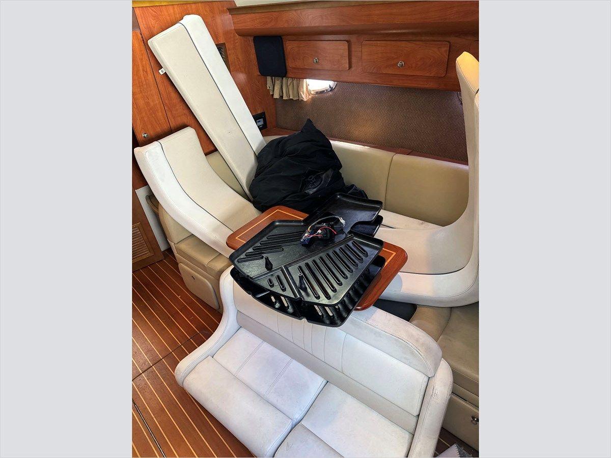 41' Rinker 2006 390 Hard Top