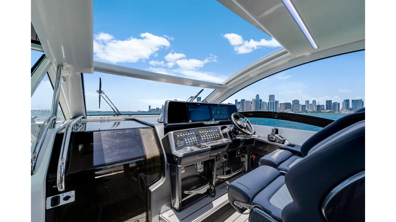 Стоимость яхты Only 60 hrs!