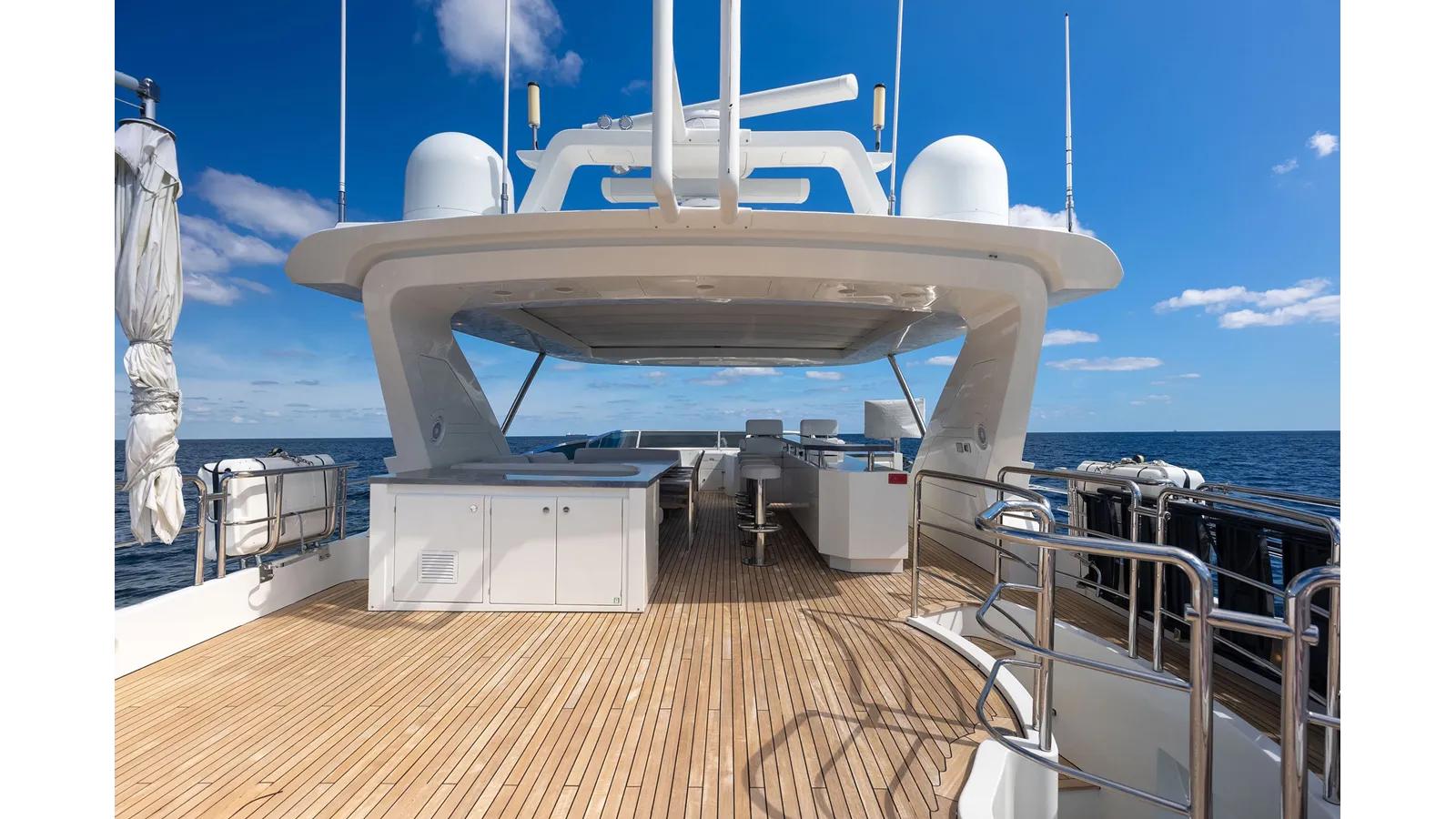 Satisfaction - Azimut Yachts yacht sale