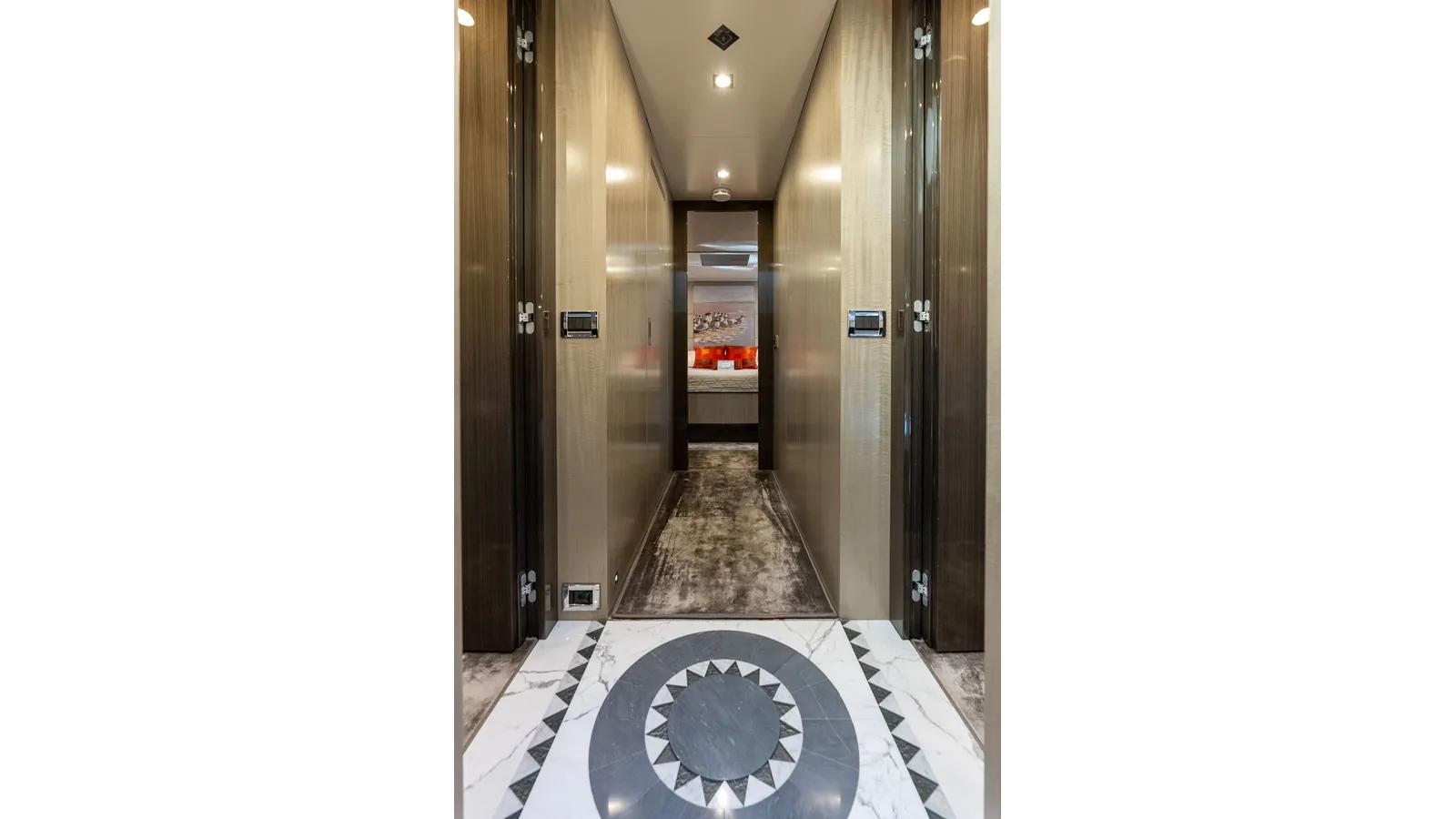 Satisfaction - Azimut Yachts