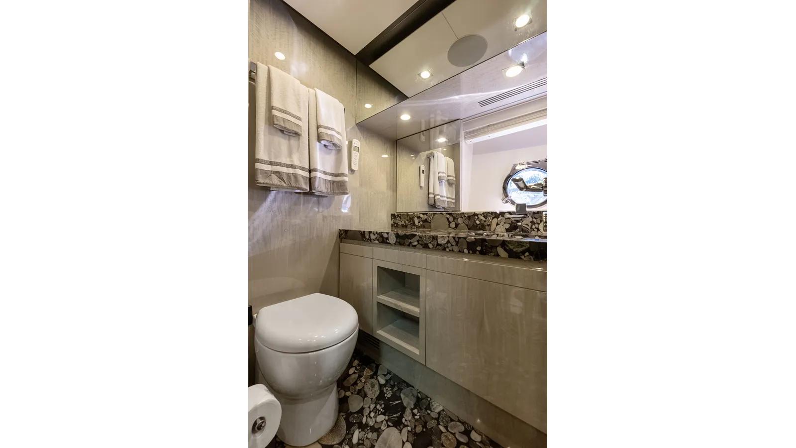 Buy a Satisfaction - Azimut Yachts at Shestakov Yacht Sales