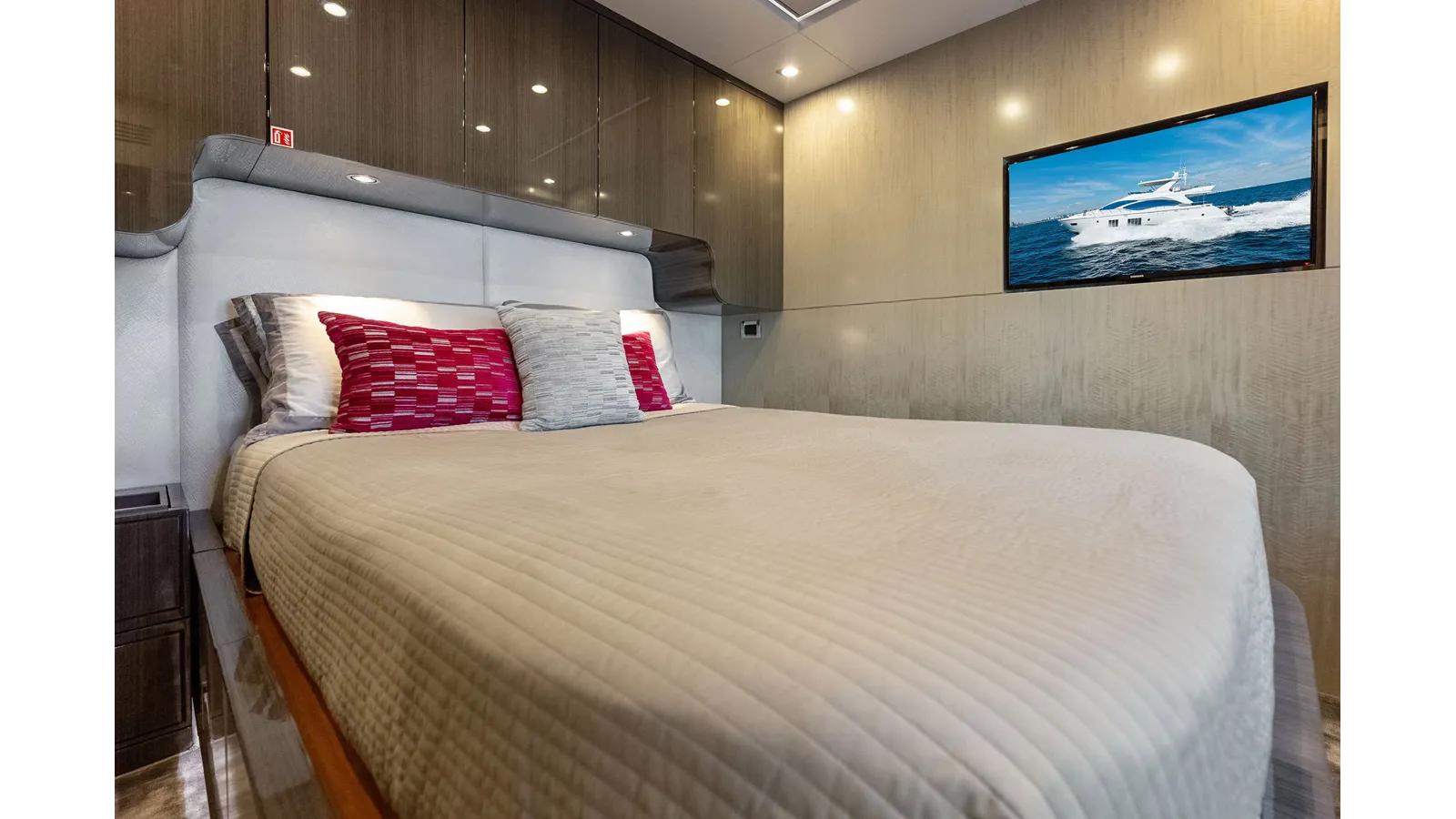 Buy a Satisfaction at Shestakov Yacht Sales