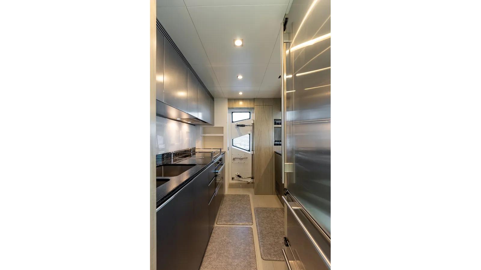 best yacht sales deals Satisfaction 84