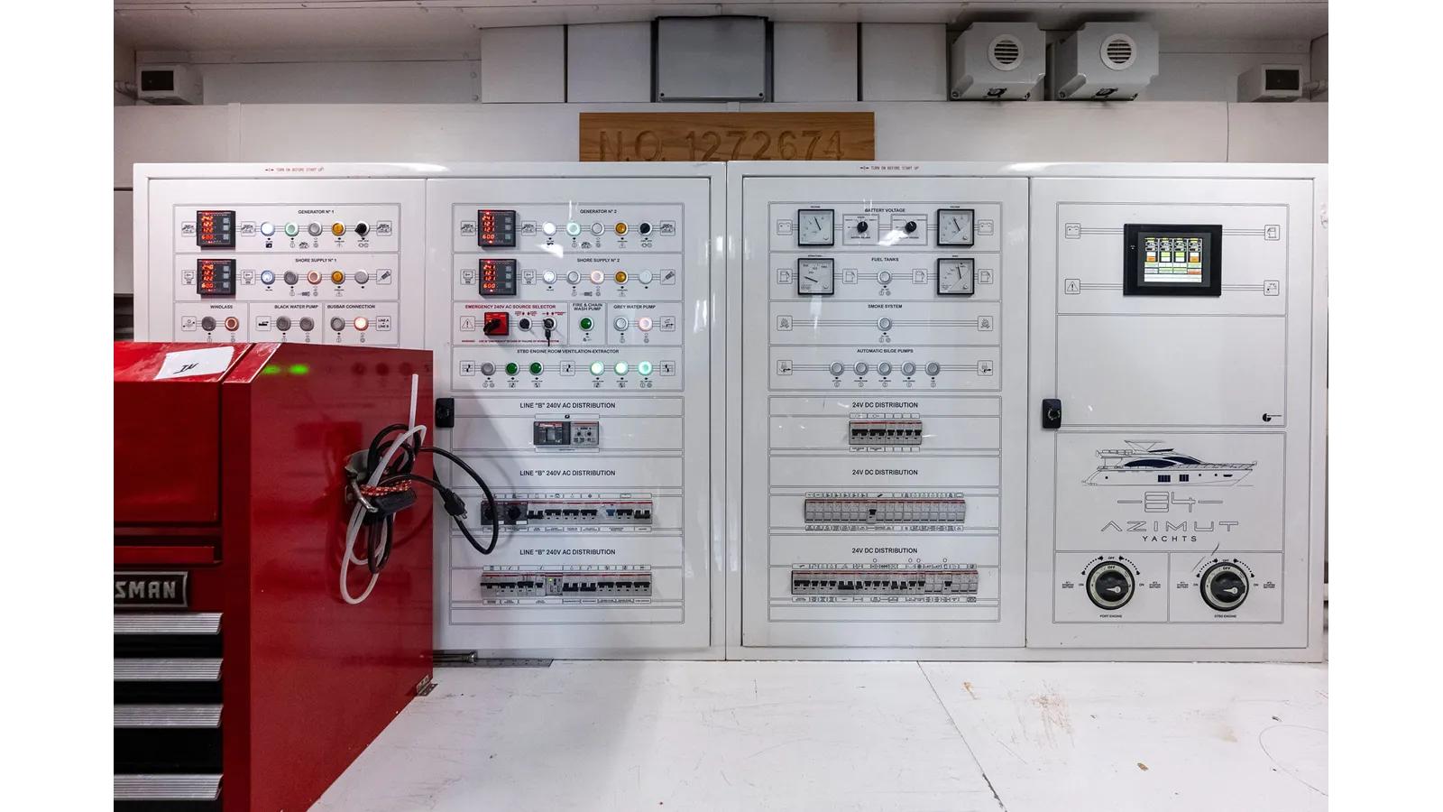 the best price on Satisfaction - Azimut Yachts