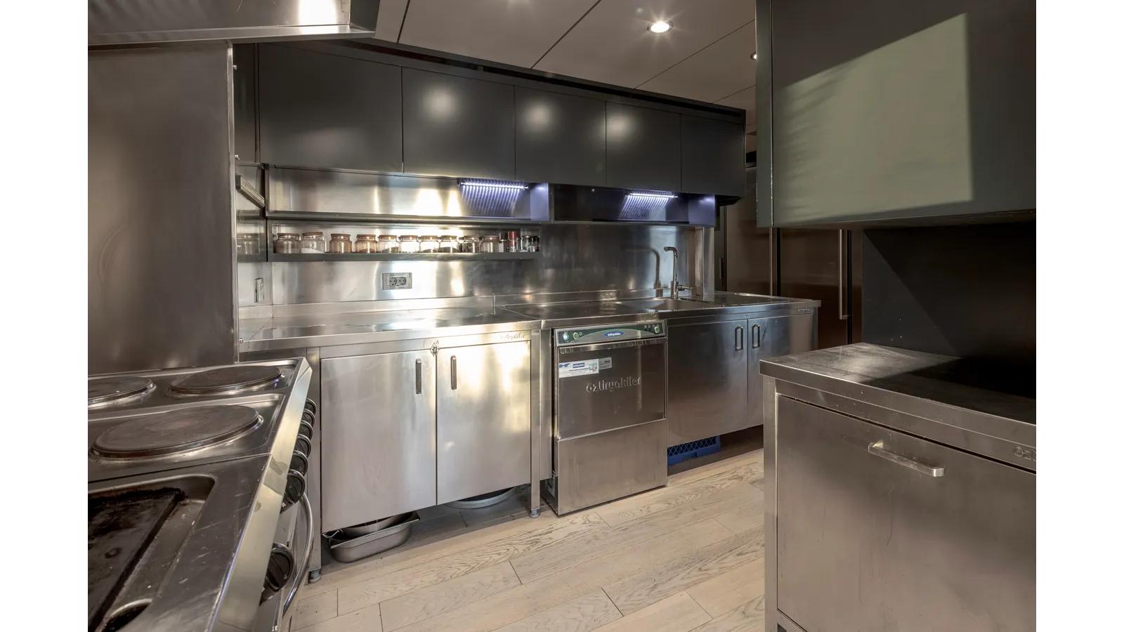 Продажа яхты NUMARINE 32XP - Numarine