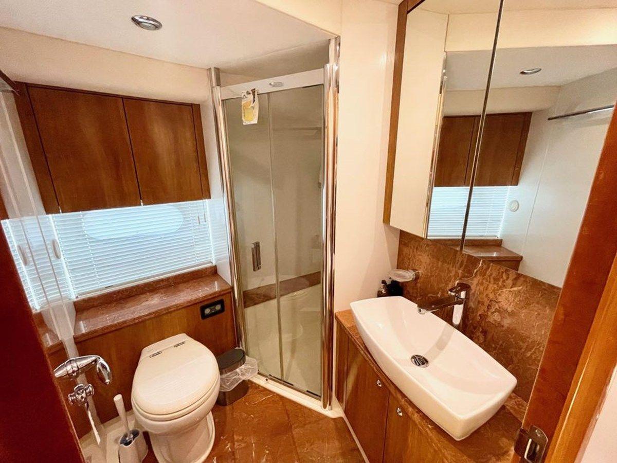 Продажа яхты Ellyn Manhattan 70