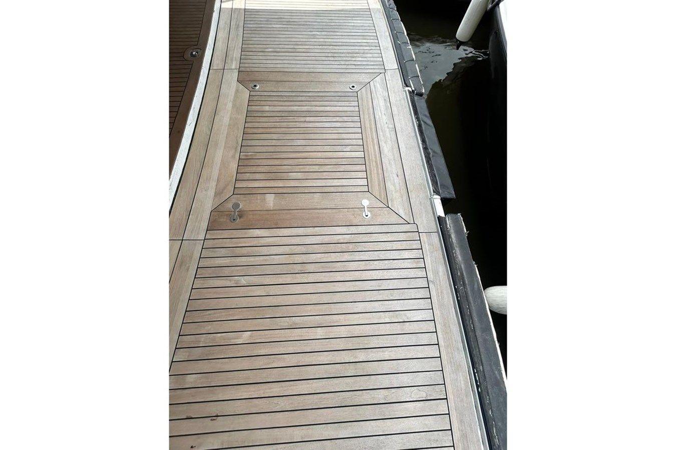 Стоимость яхты Sunshine Euroyacht Planet 125S Hardtop