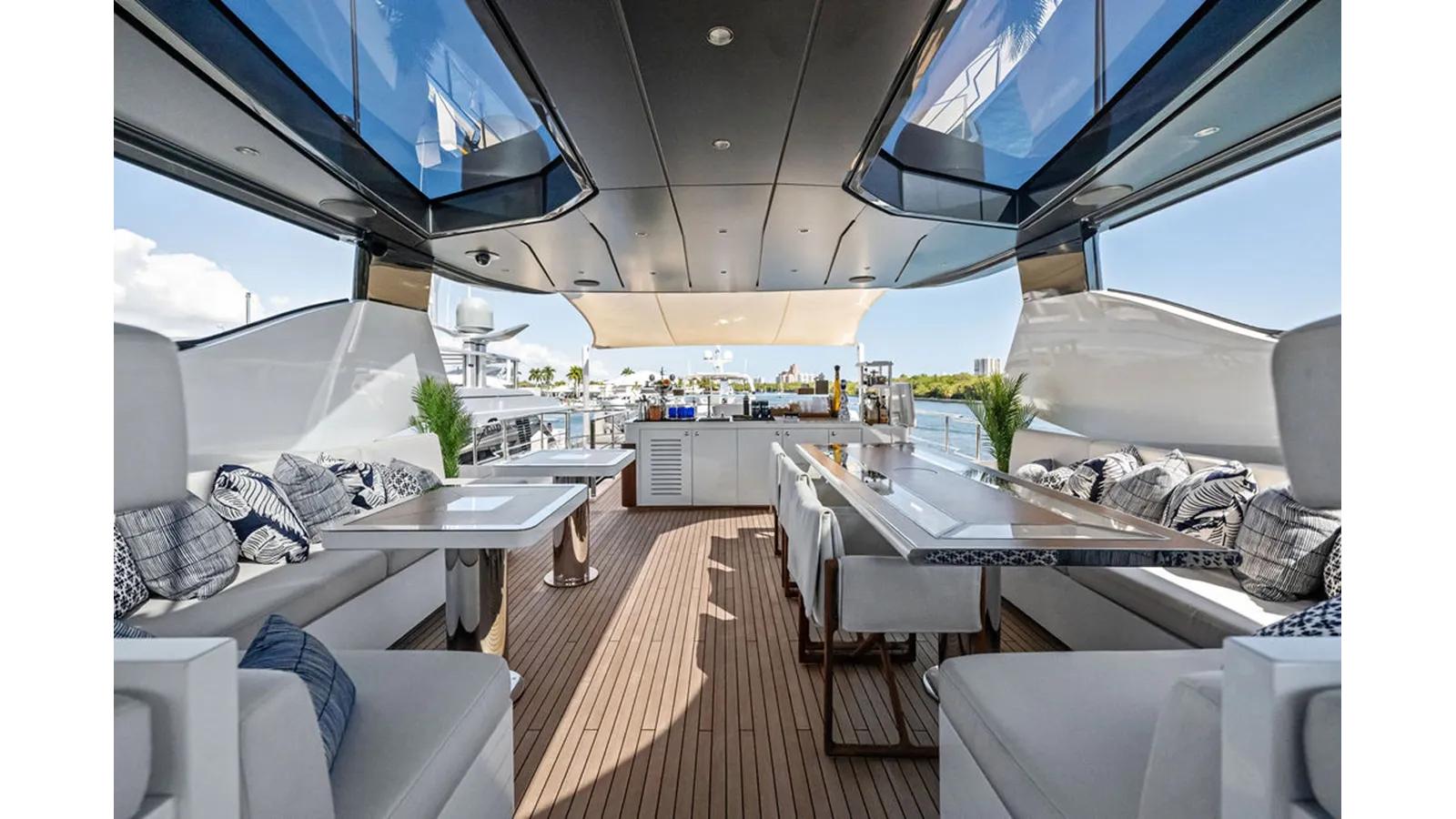 Купить яхту ARTEMIS 109 в Shestakov Yacht Sales