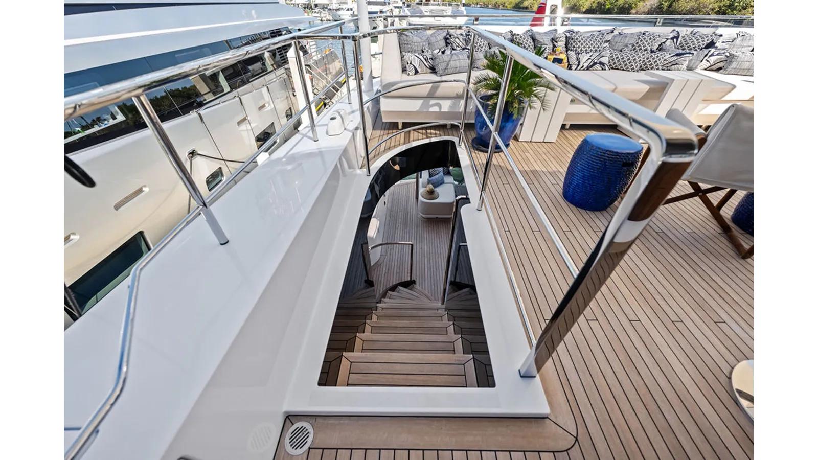 Купить ARTEMIS 2021