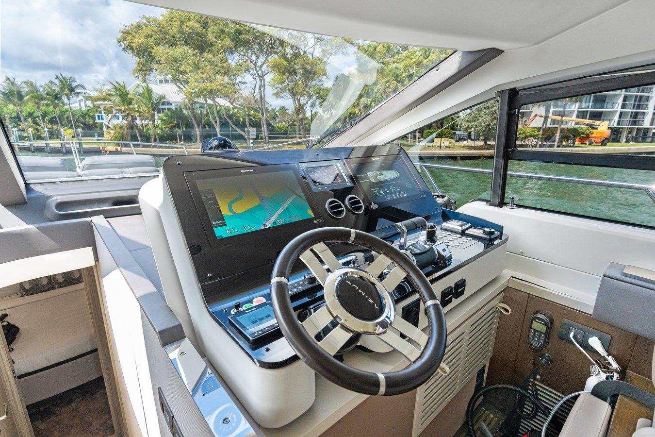 Лучшая цена на MI BOAT - Azimut Yachts