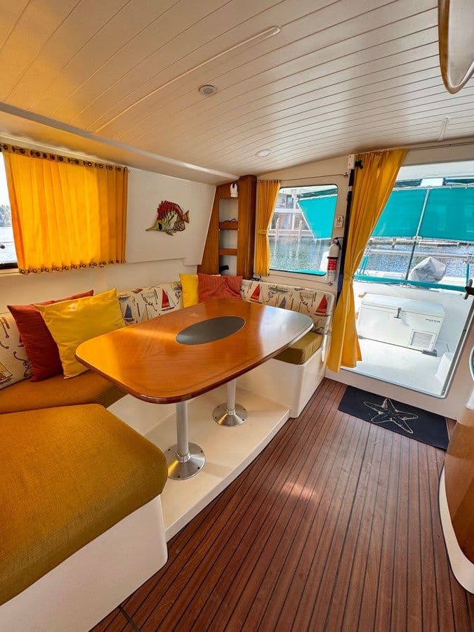 Купить яхту Knotty Cat в Shestakov Yacht Sales