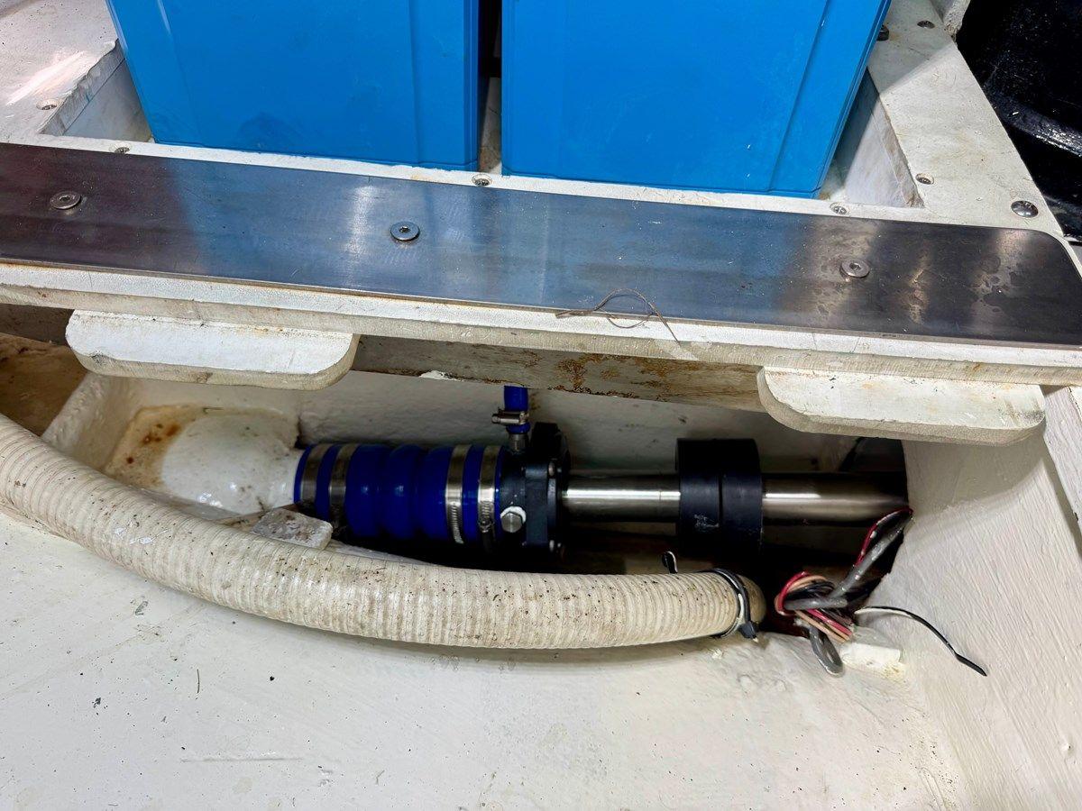 Лучшая цена на Knotty Cat