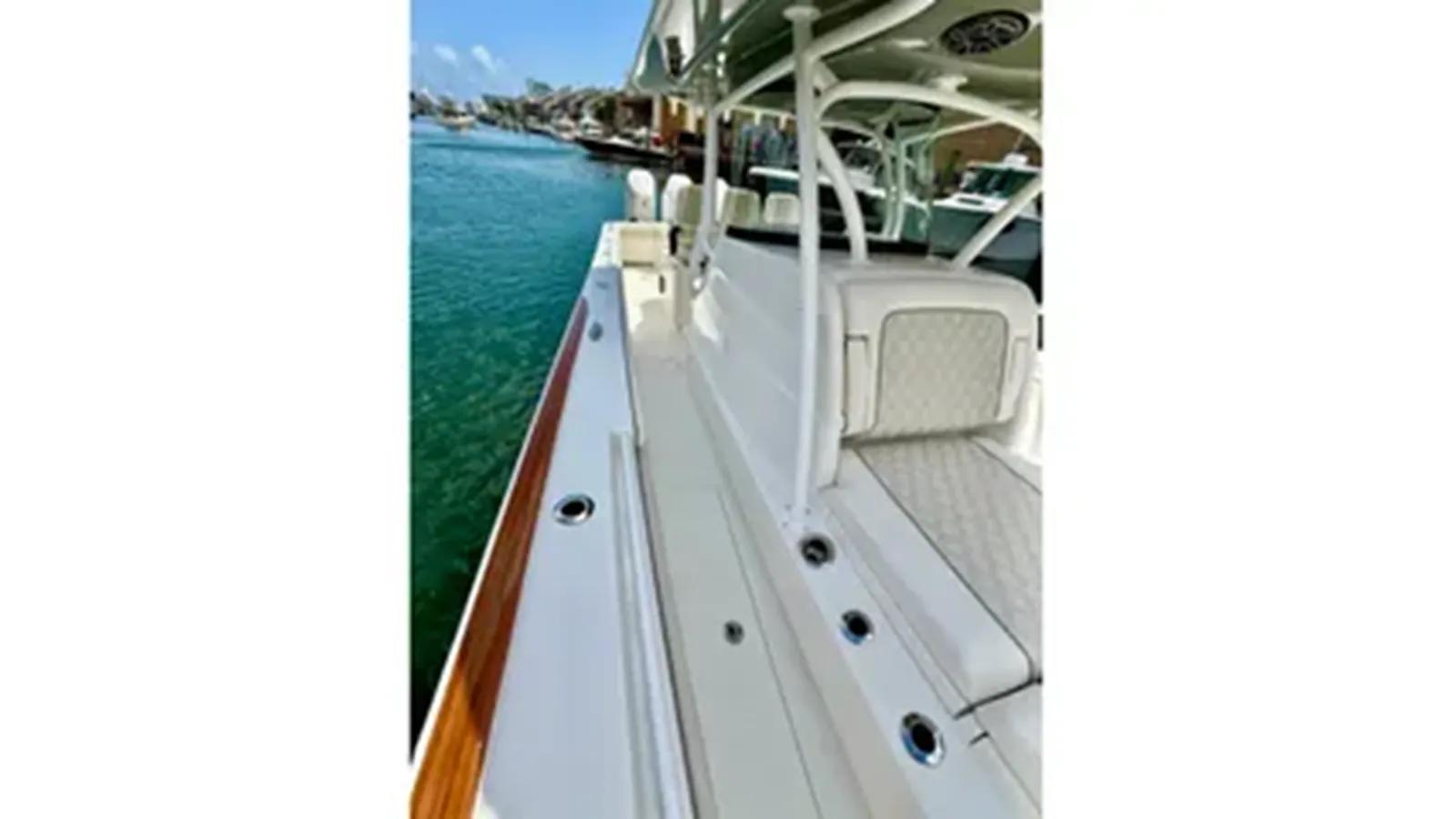 Продажа яхты Salty Dogs - VALHALLA BOATWORKS