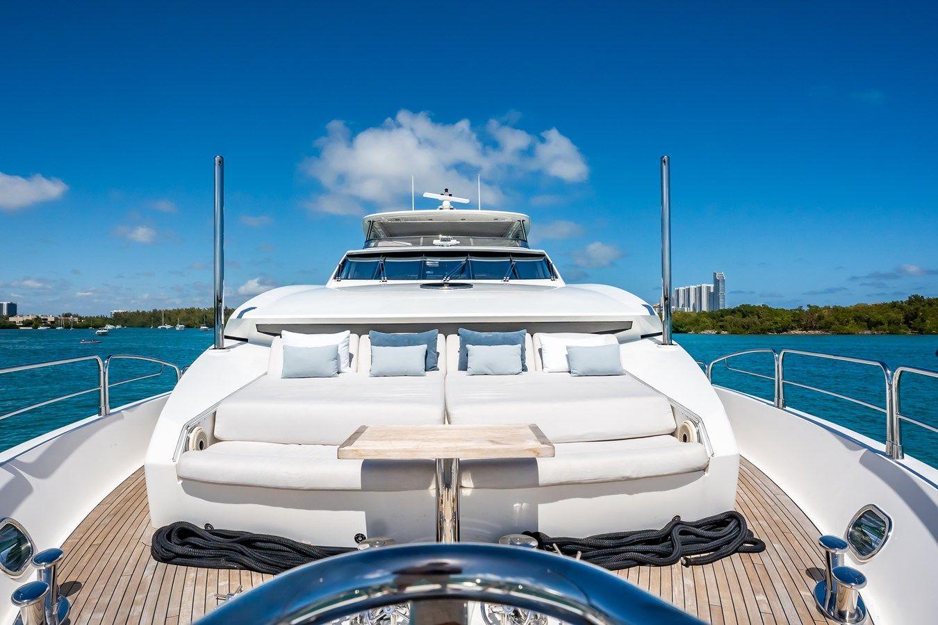 Buy a yacht PRECIOSO 34 Meter Yacht