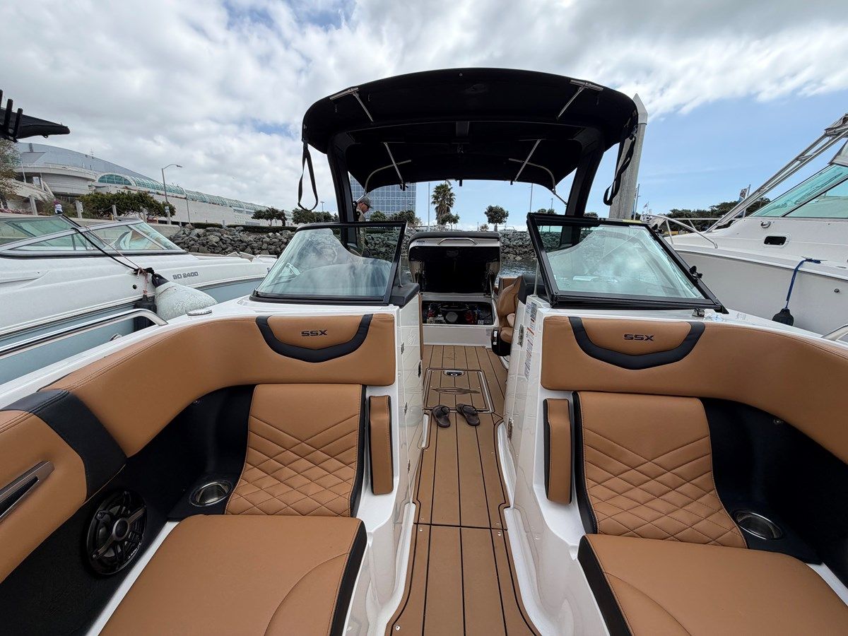 Chaparral 267 SSX BOWRIDER price