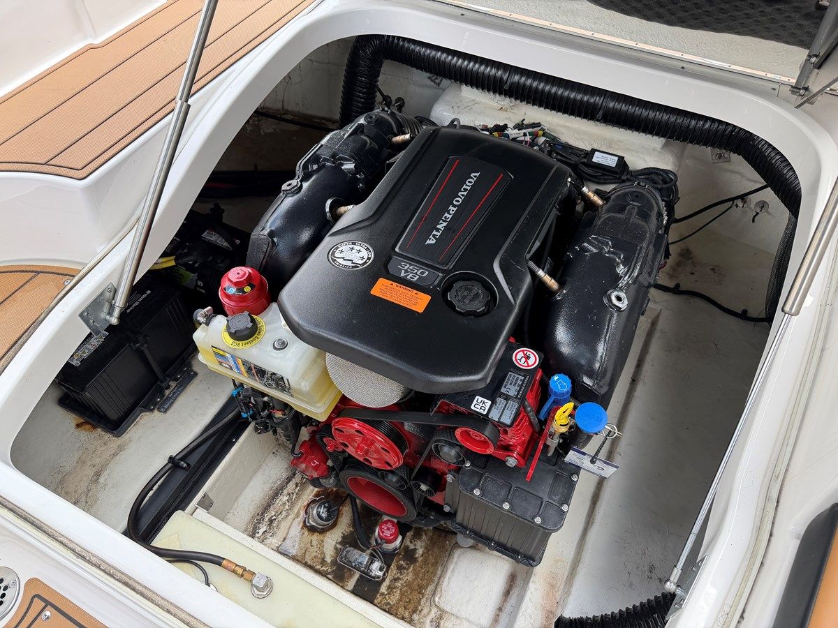 Chaparral yacht sale