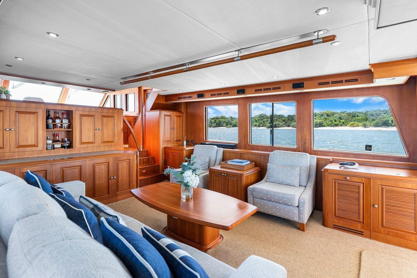 Buy a yacht Encore Aleutian Raised Pilothouse