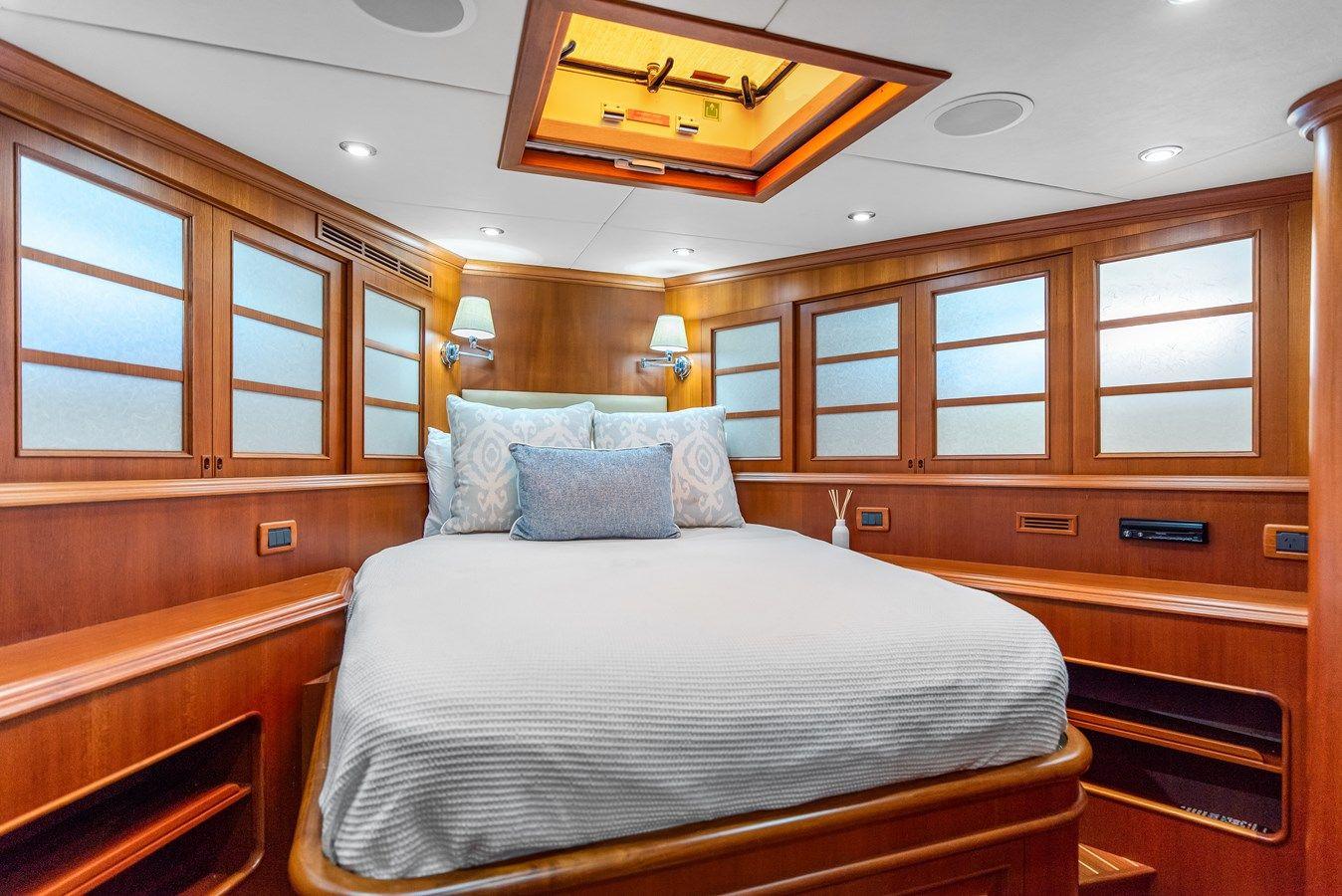 the best price on Encore Aleutian Raised Pilothouse