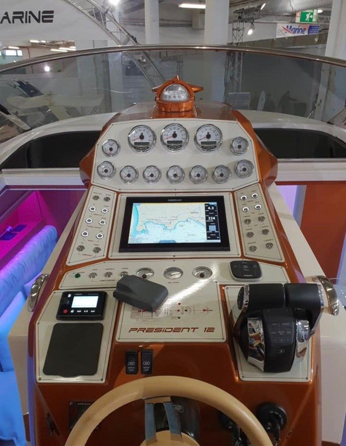 President 12 yacht sale