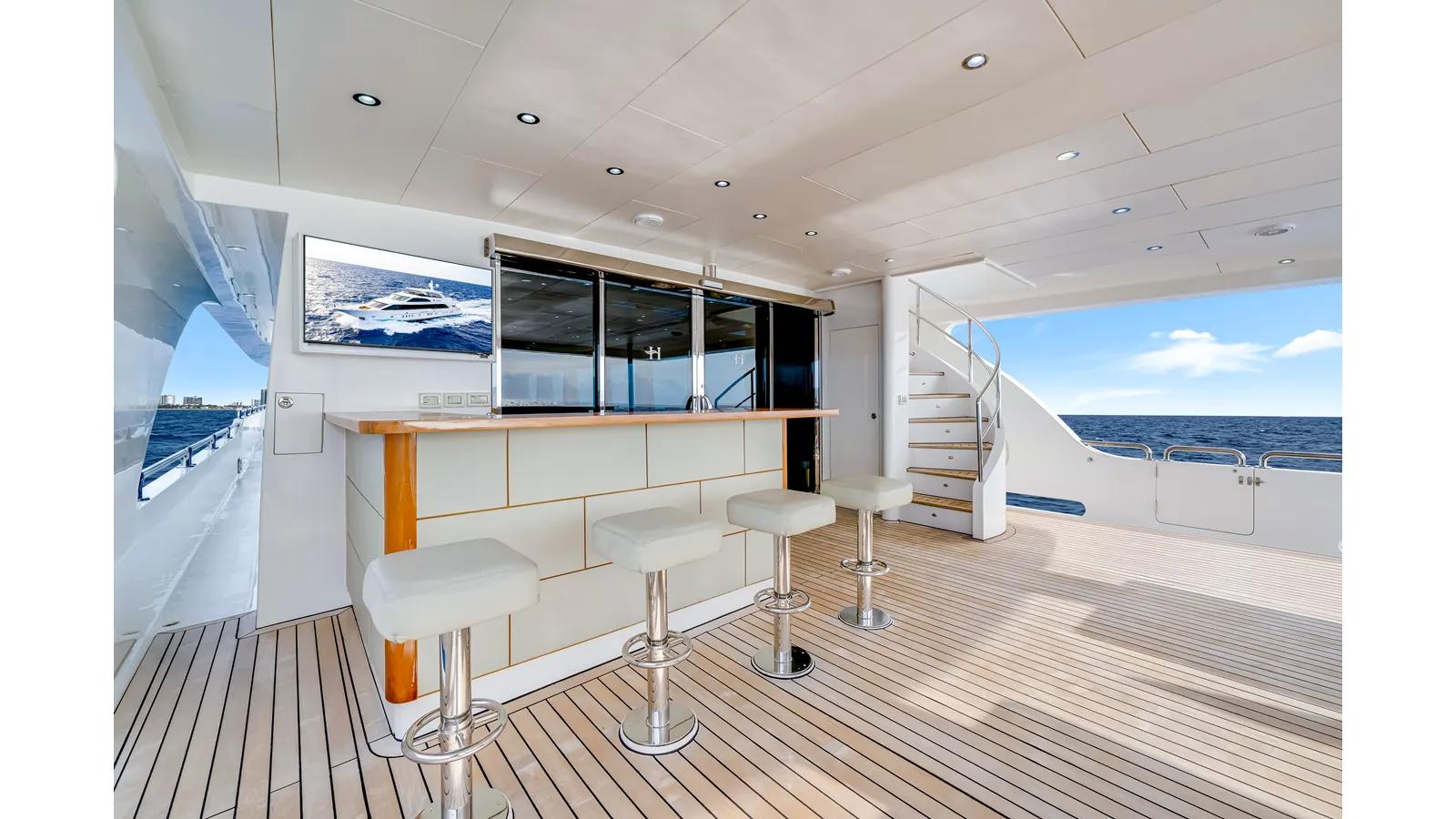 Buy a yacht MESMERIZE - Hargrave