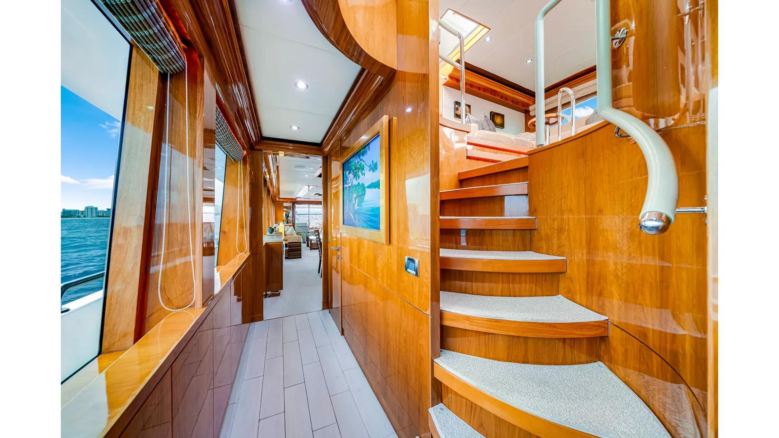 MESMERIZE - Hargrave yacht sale