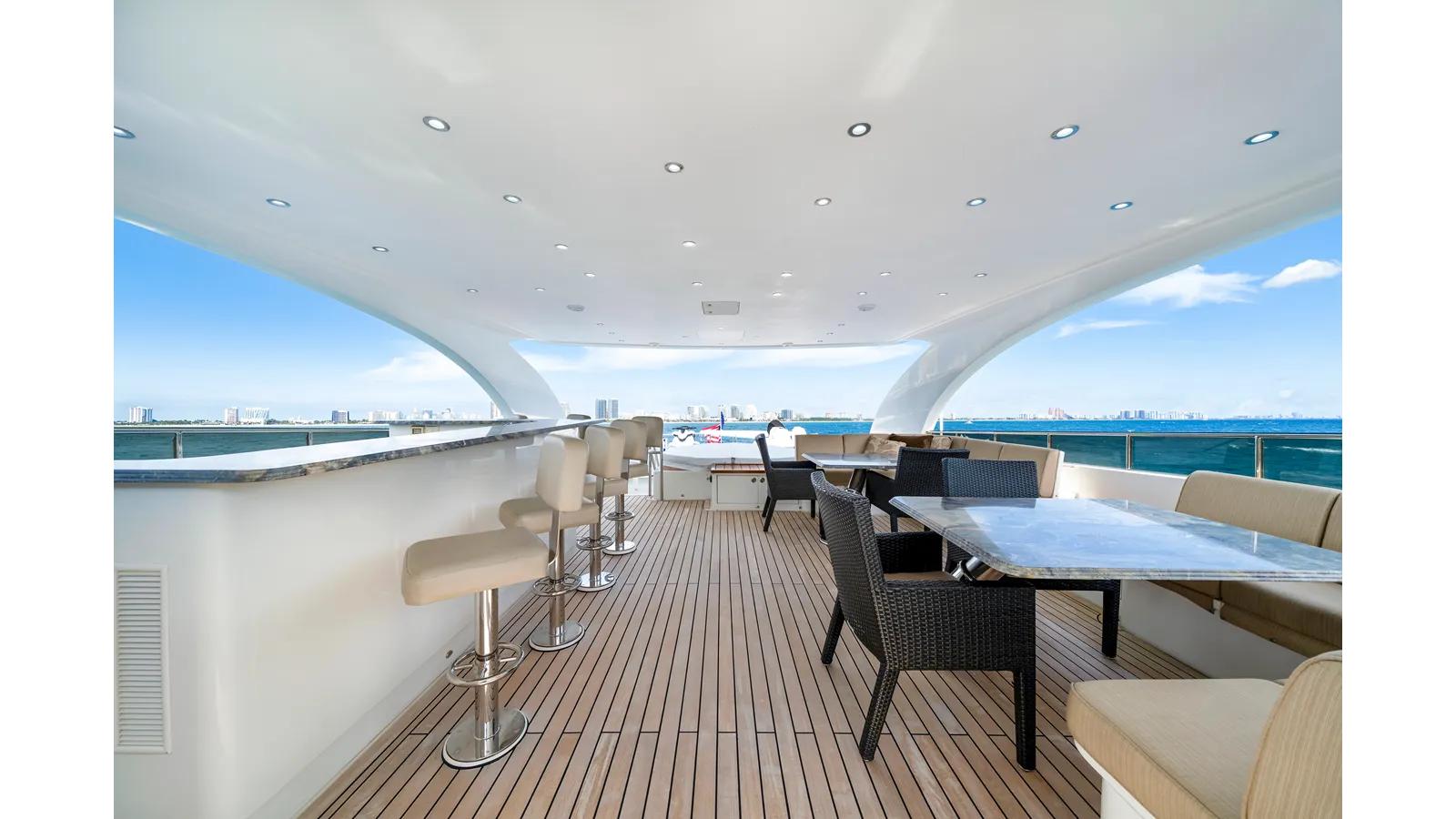 Buy a yacht MESMERIZE - Hargrave