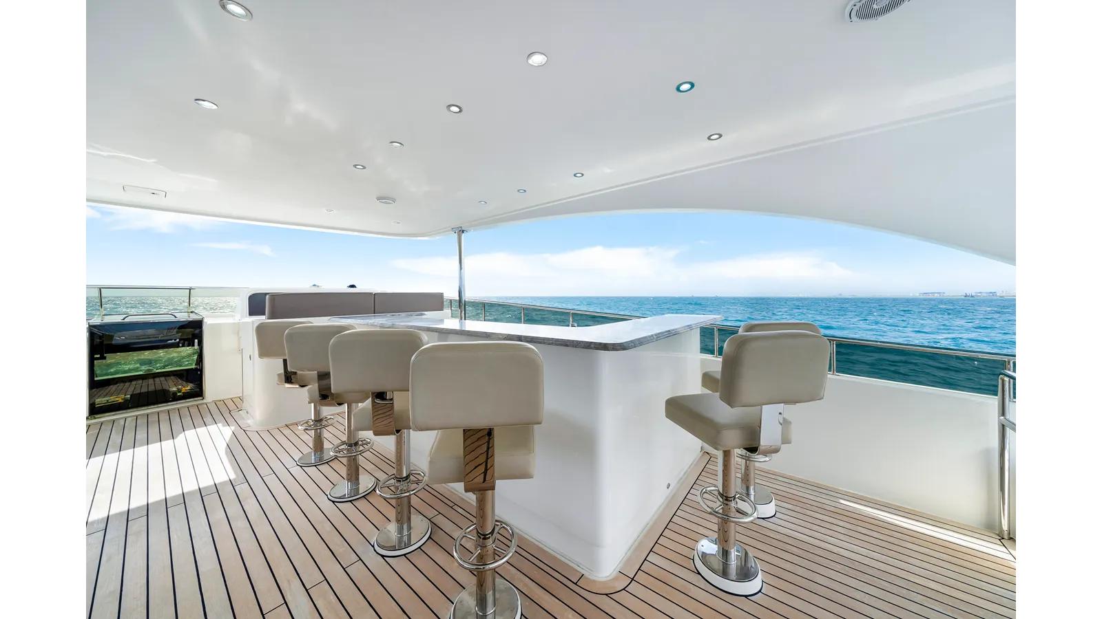 MESMERIZE 125 yacht sale