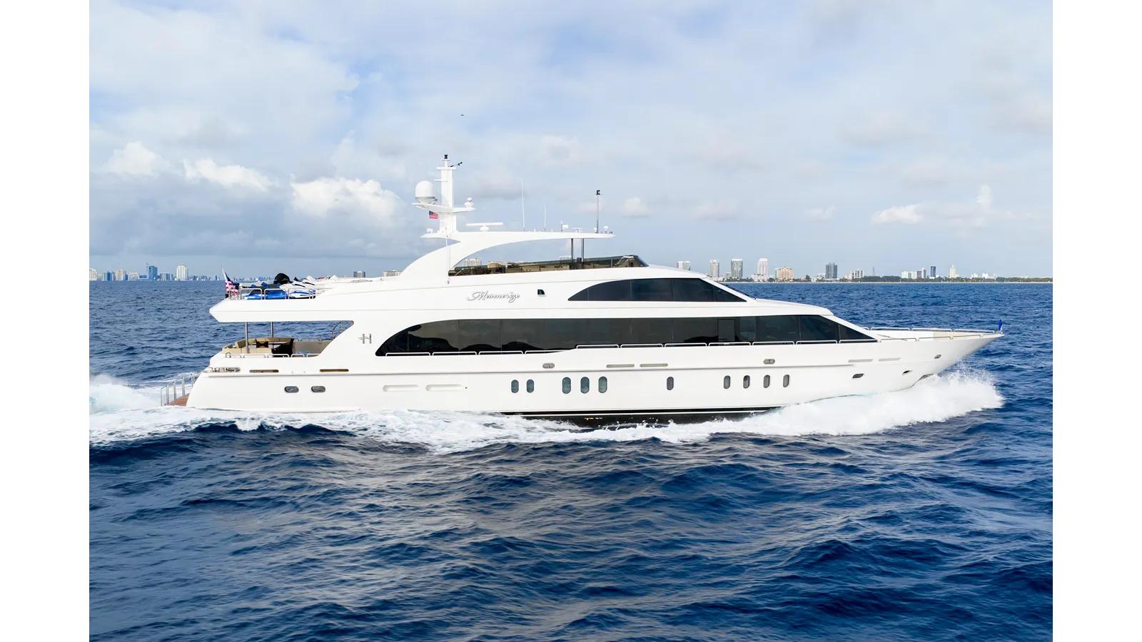MESMERIZE - Hargrave yacht sale