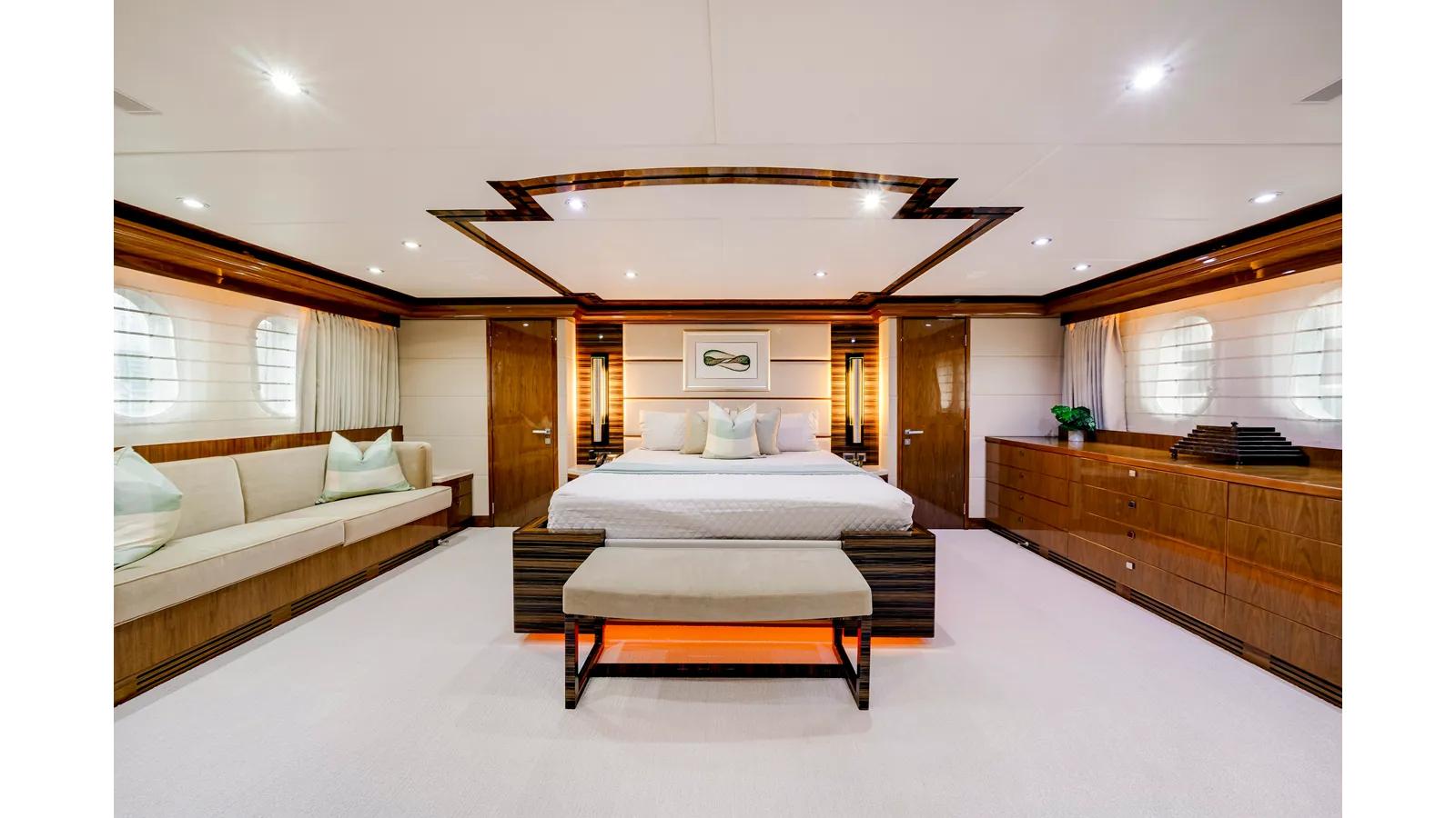 best yacht sales deals MESMERIZE 2013