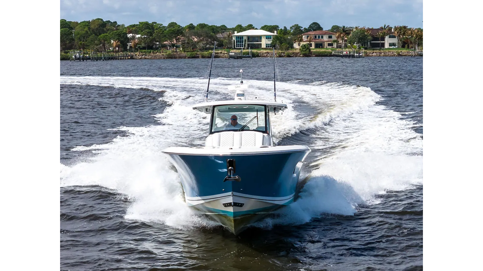 the best price on PURSUIT S 378 SPORT