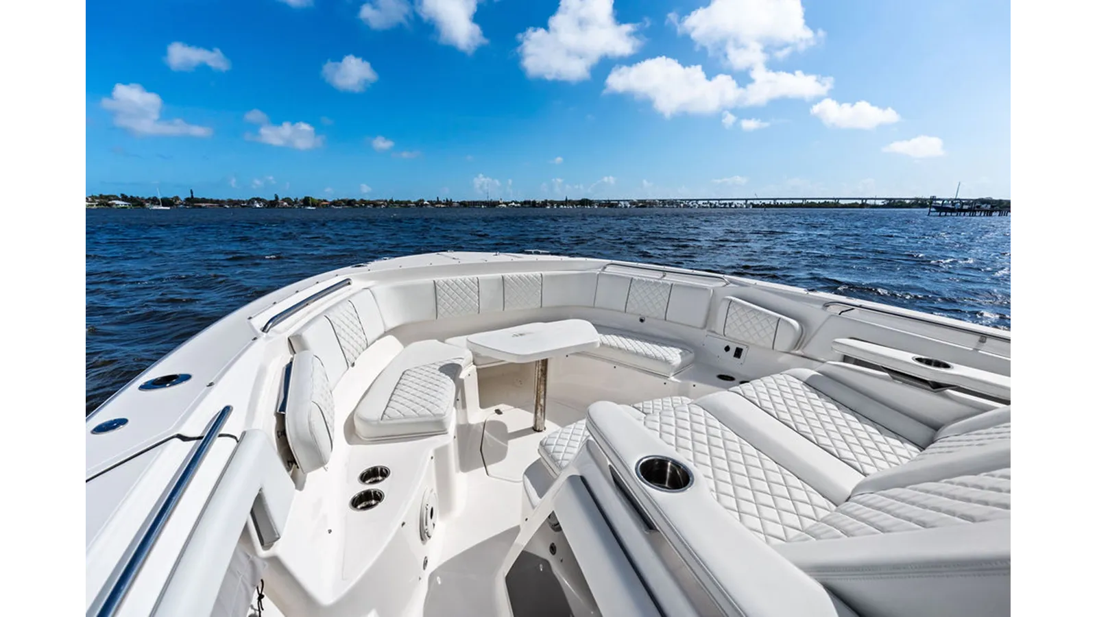 best yacht sales deals PURSUIT S 378 SPORT 2021