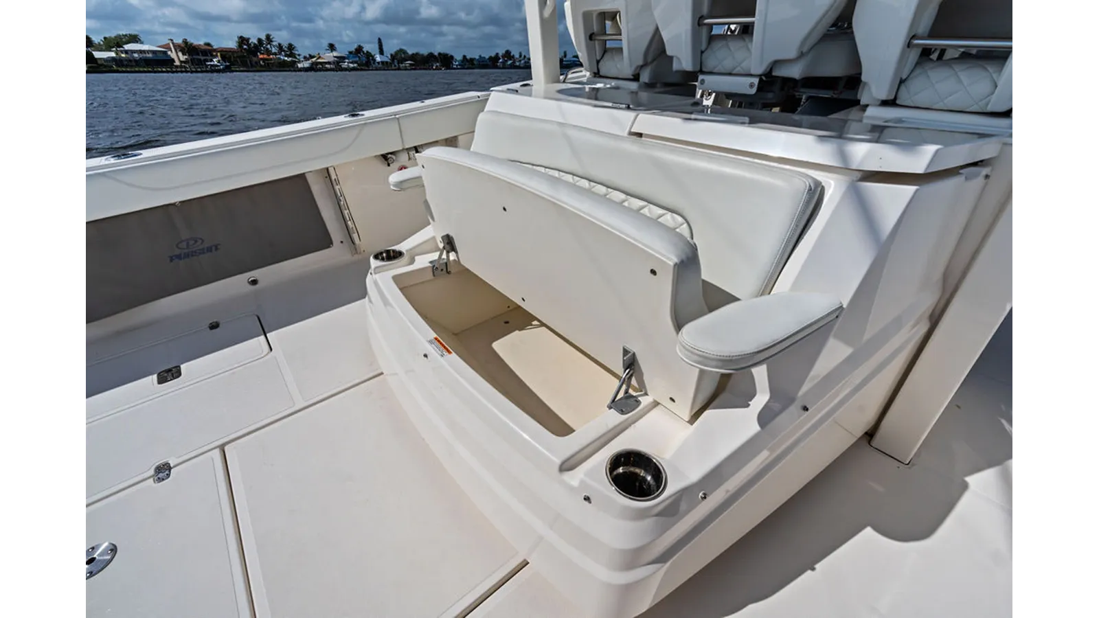 Buy a PURSUIT S 378 SPORT - PURSUIT BOATS at Shestakov Yacht Sales