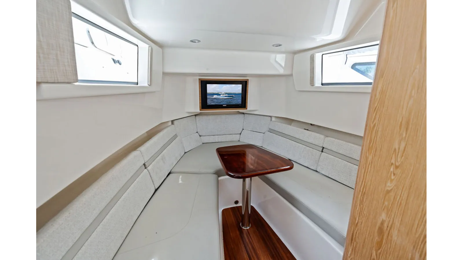 Buy a yacht PURSUIT S 378 SPORT 37