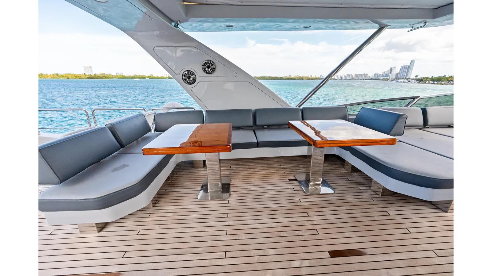 best yacht sales deals Knot Woke 2009