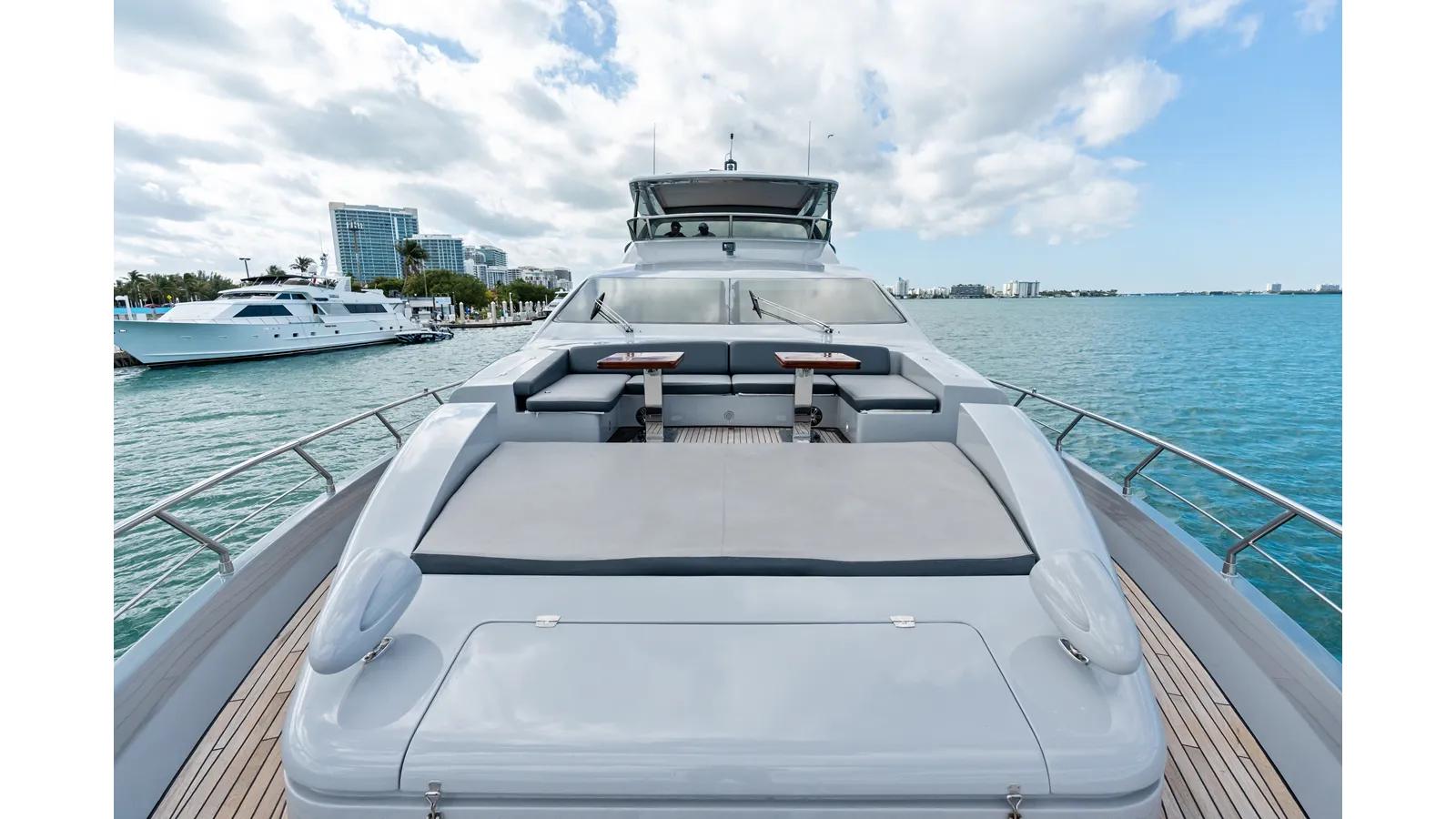 Buy a Knot Woke - Azimut Yachts at Shestakov Yacht Sales