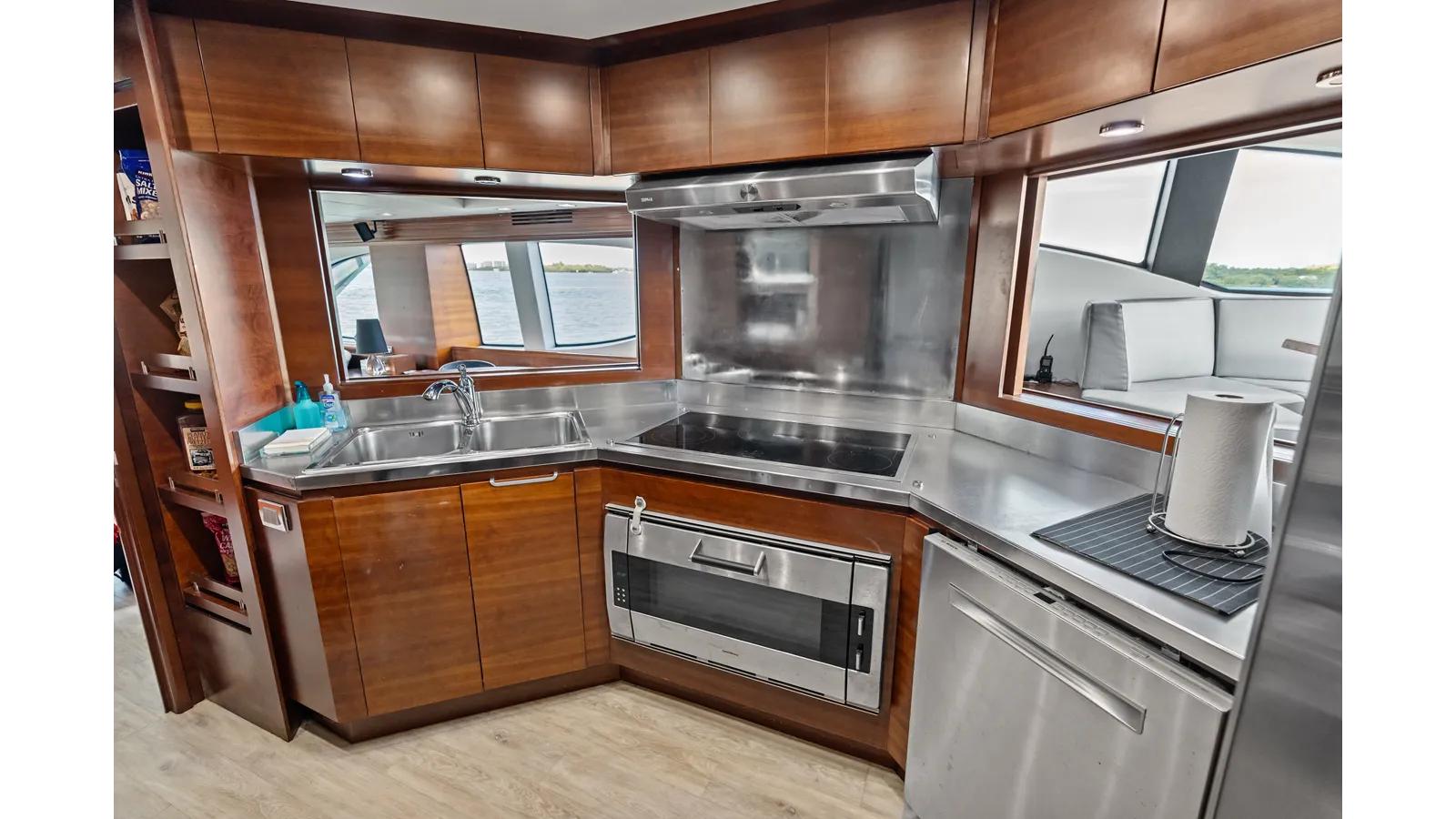 best yacht sales deals Knot Woke - Azimut Yachts