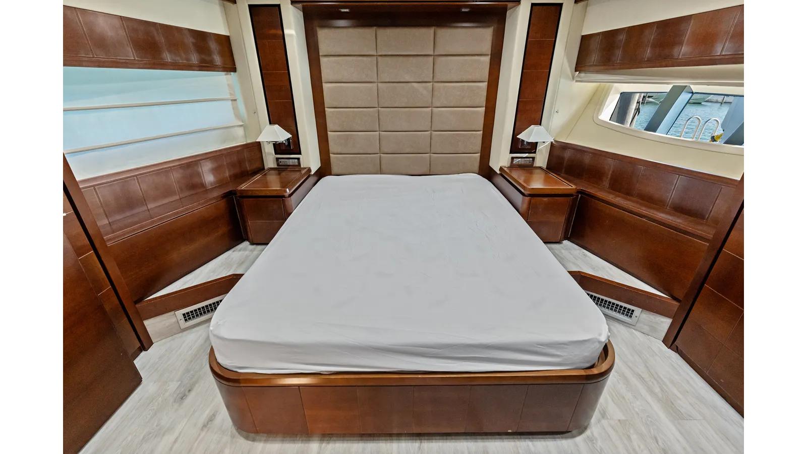 Knot Woke yacht sale