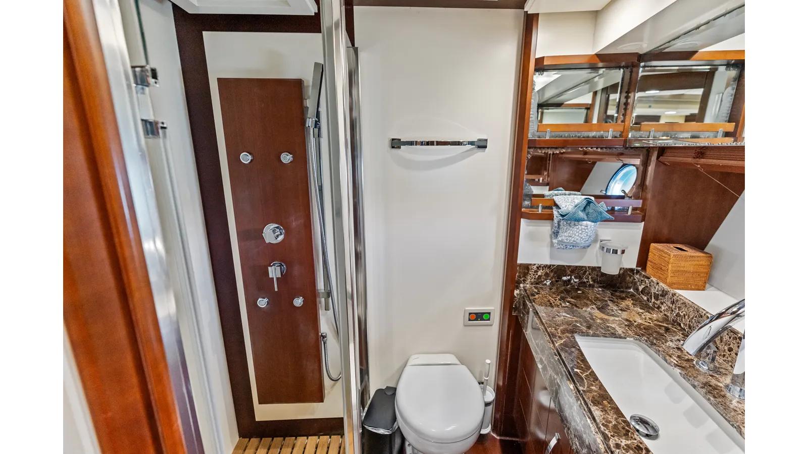 best yacht sales deals Knot Woke Flybridge