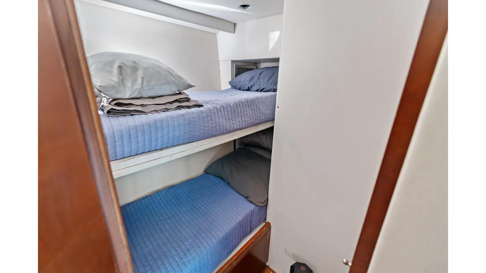 Knot Woke 2009 yacht sale