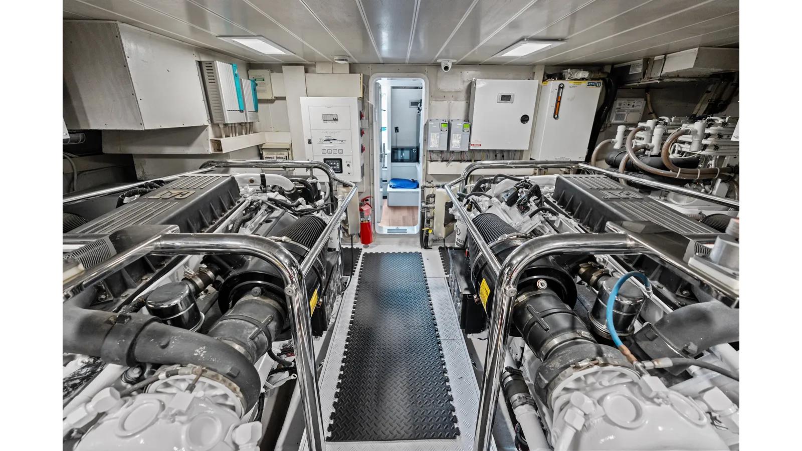 the best price on Knot Woke - Azimut Yachts