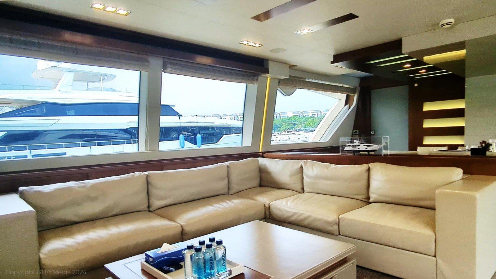 Купить OXYGEN - FERRETTI CUSTOM LINE