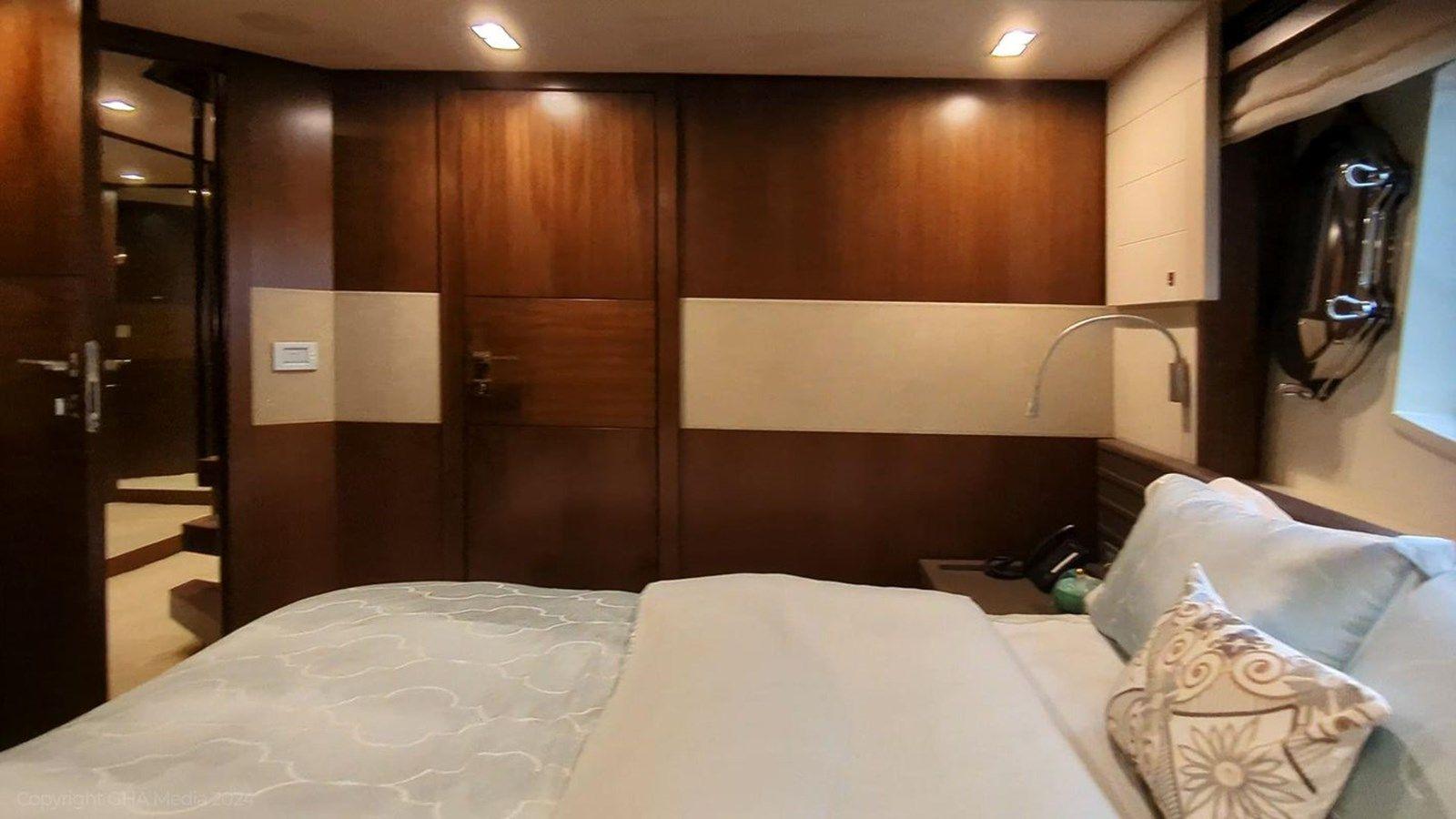 Стоимость яхты OXYGEN - FERRETTI CUSTOM LINE