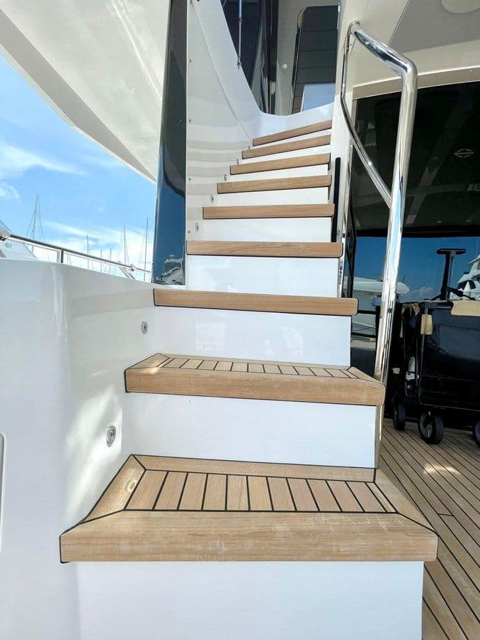 the best price on SU - Sunseeker