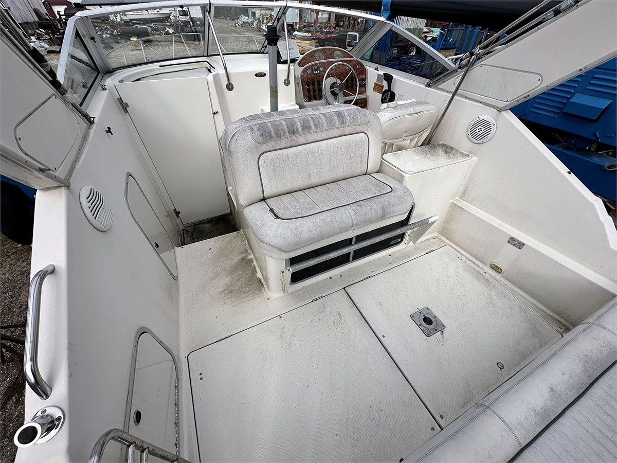 Продажа яхты 1998 Maxum 2800 SCR - Maxum