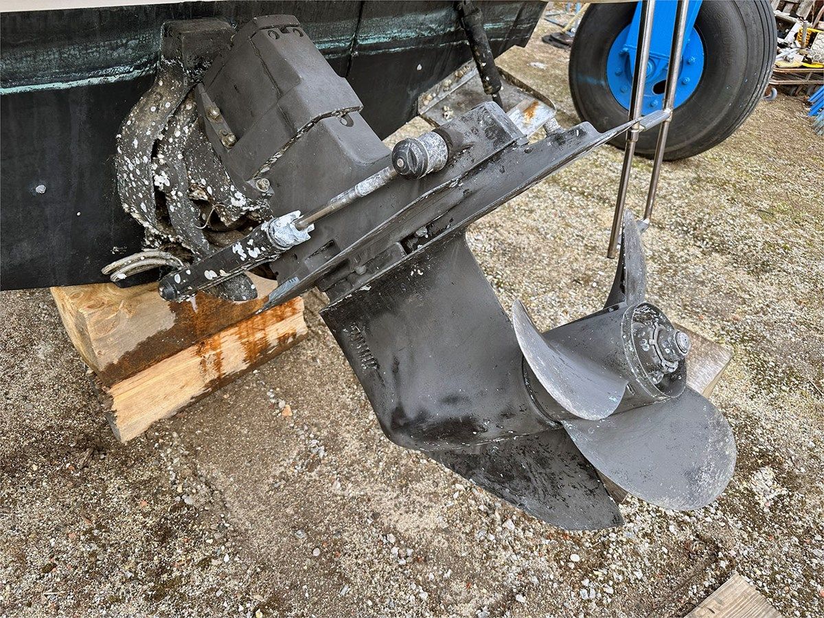 Купить яхту 1998 Maxum 2800 SCR - Maxum в Shestakov Yacht Sales