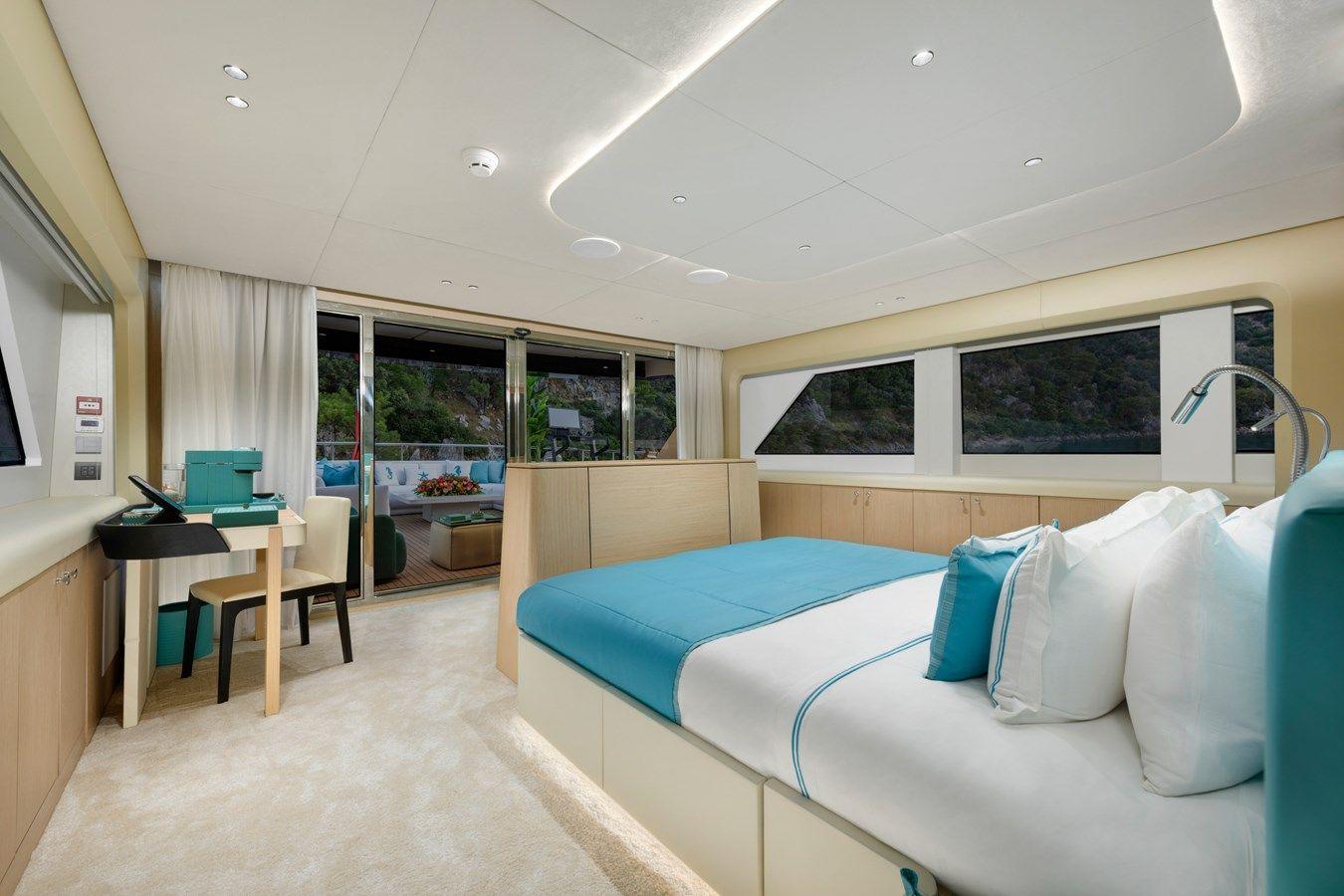 Buy a LADY LUNA 105 at Shestakov Yacht Sales