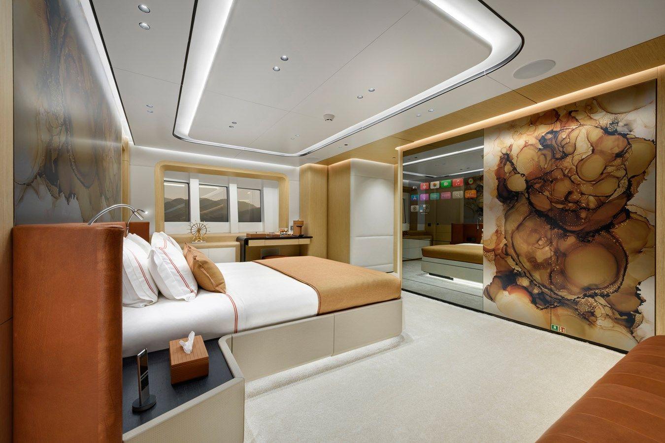 the best price on LADY LUNA 2025