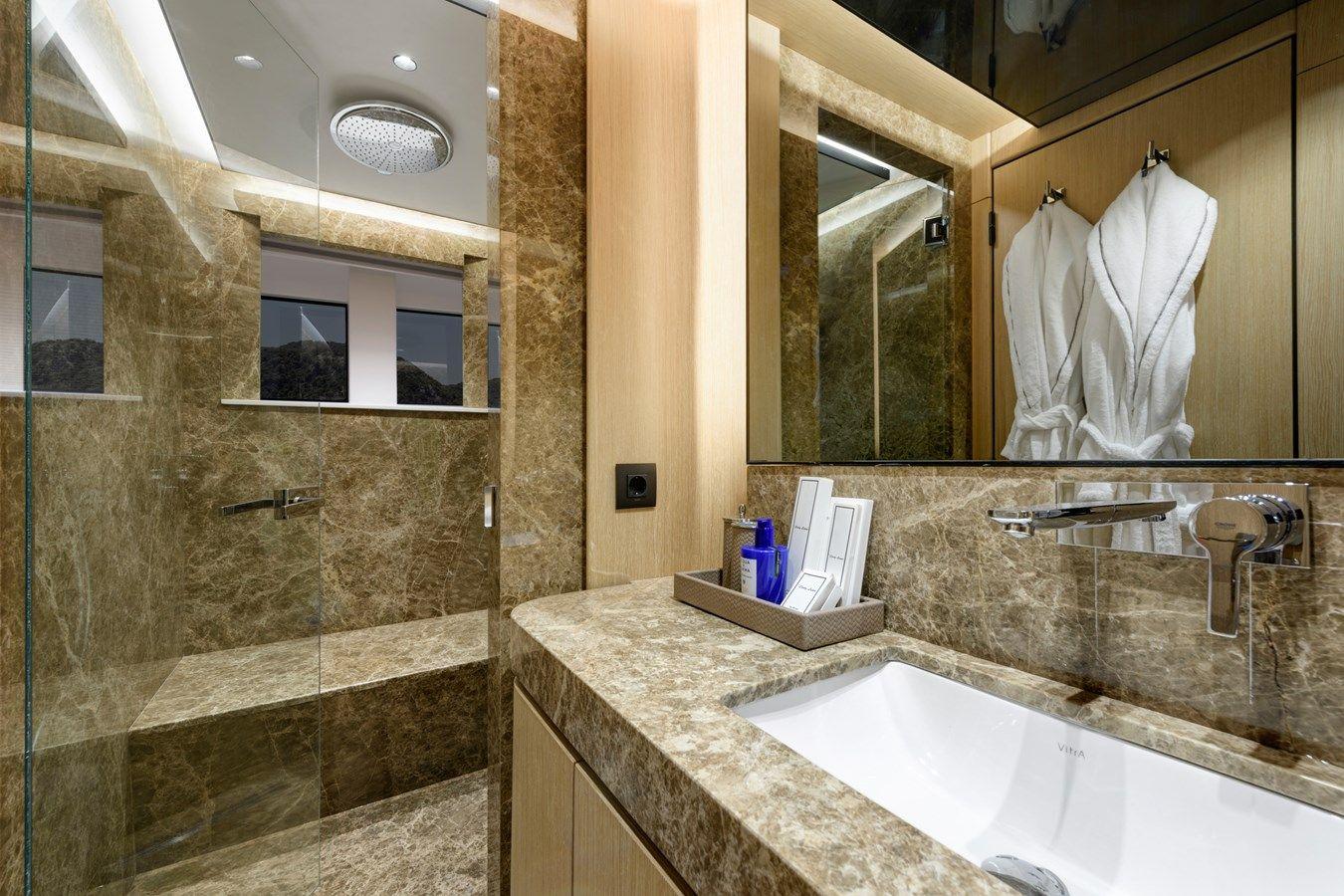 the best price on LADY LUNA - MARTI YACHTS