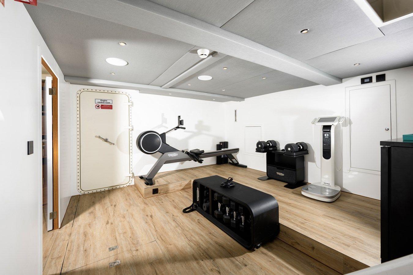 LADY LUNA - MARTI YACHTS yacht sale